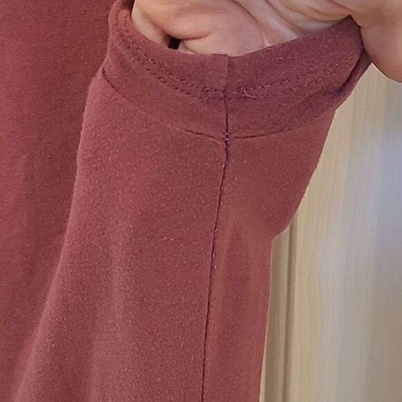 2 for $10! Bozzolo V-Neck Shirt Size Small - Picture 4 of 5